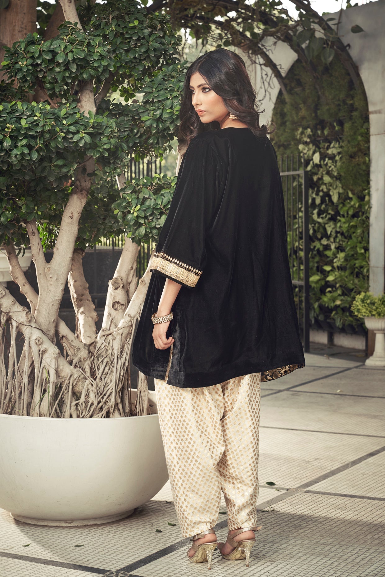 Black Dogri Kurta Set AGASHE