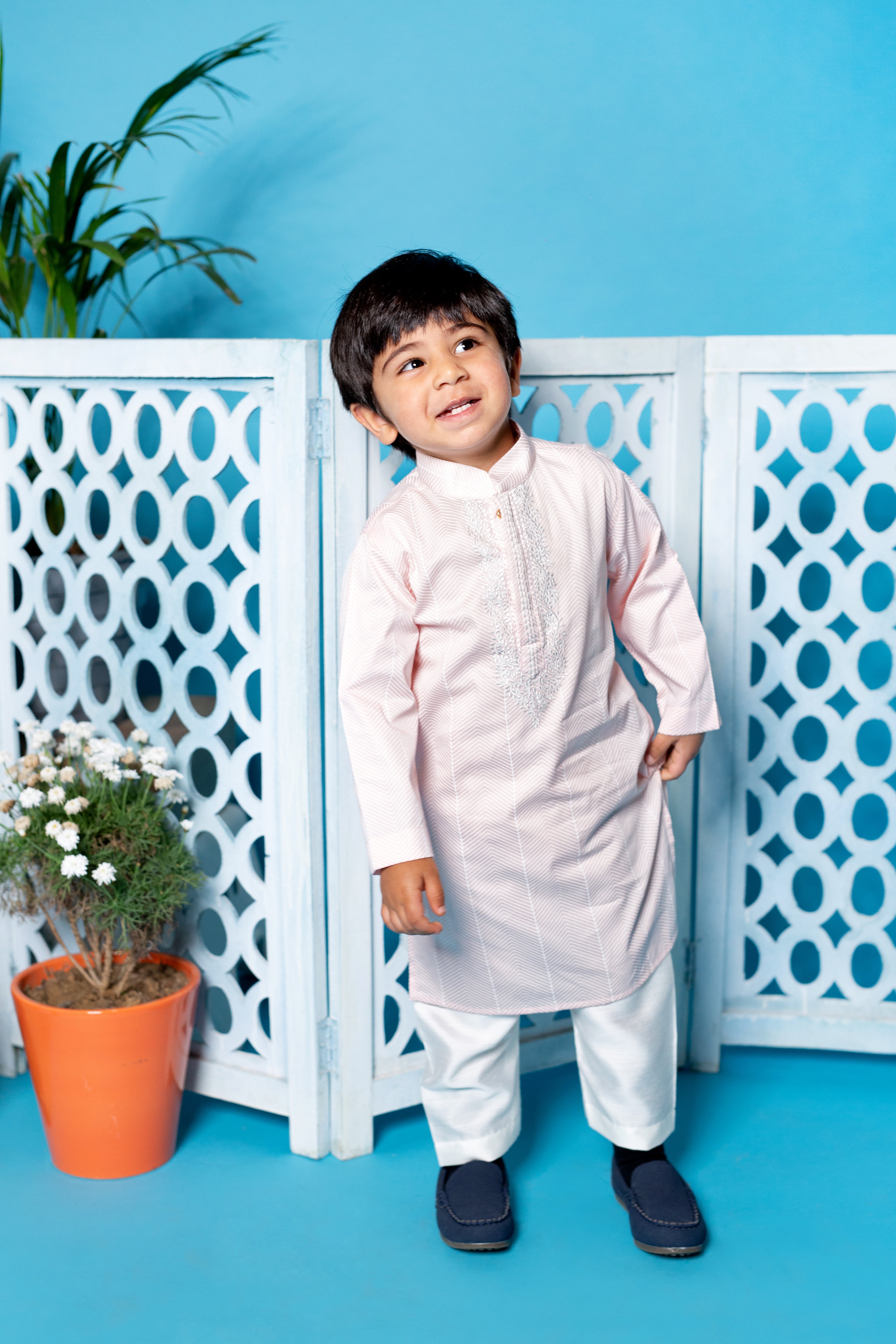 Pale Pink Diagonal Stripes Kurta With Embroidered Lapel Teamed With An Off White Pyjama/Churidar