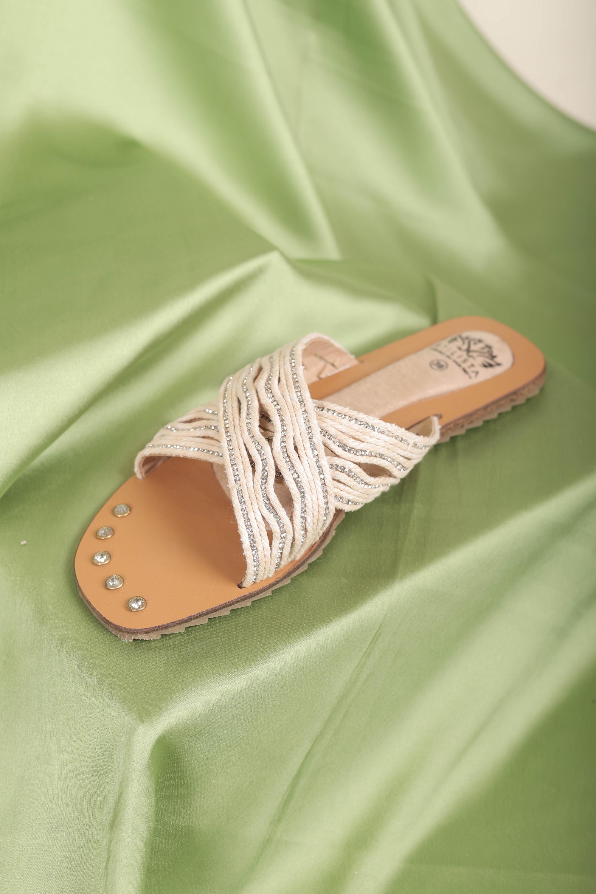 Whitec cross strap flats in round toe slides