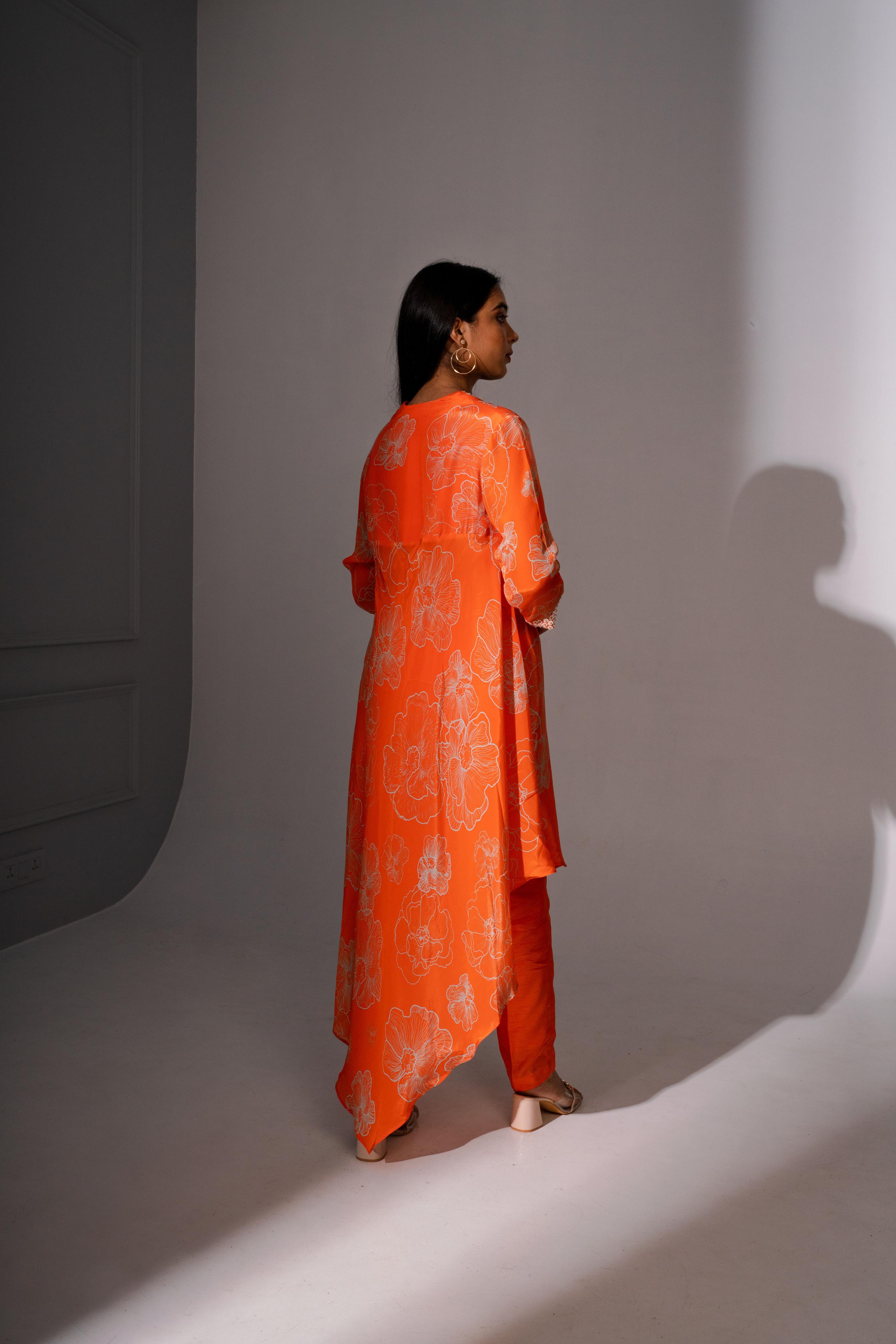 Floral Printed Kurta Set With Asymmetric Hemline