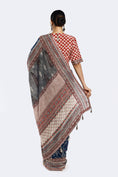 Load image into Gallery viewer, Abtract Printed Saree
