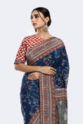 Load image into Gallery viewer, Abtract Printed Saree
