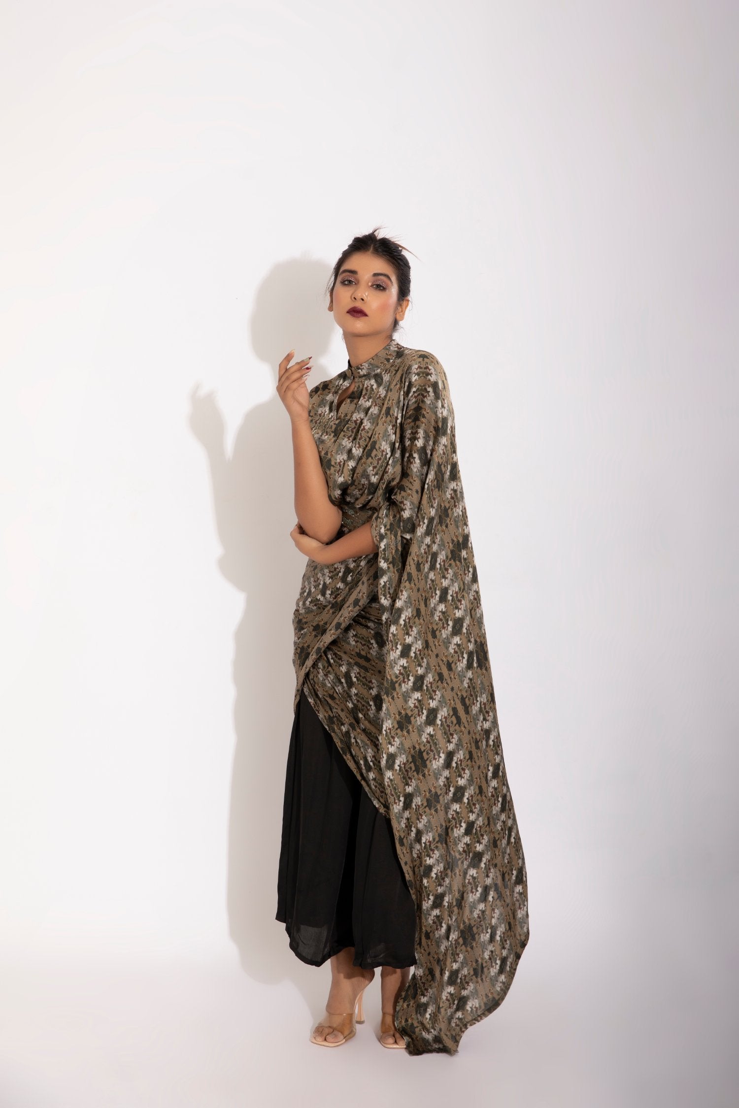 Pant Sari With A Printed Pallu