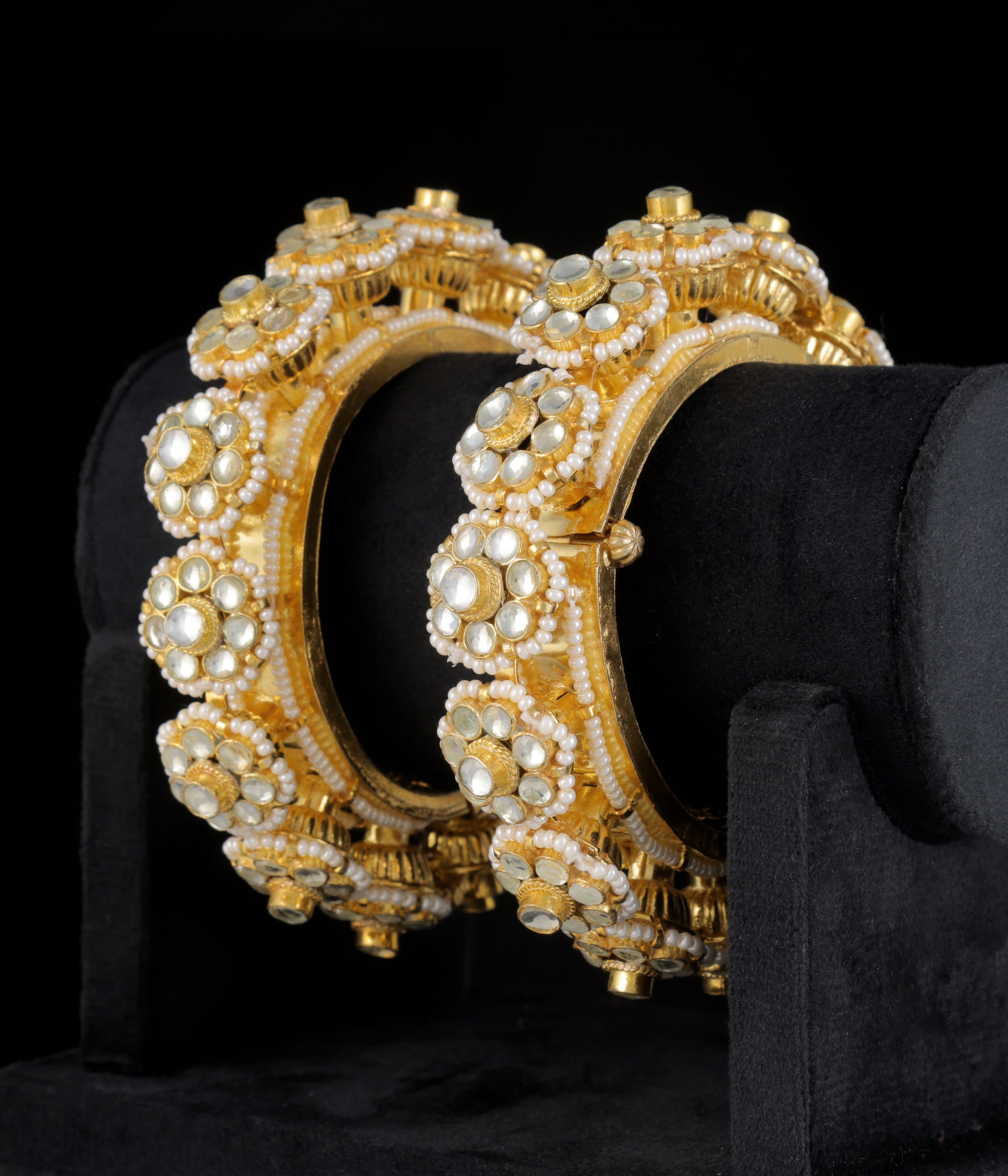 Gold finish kundan bangles