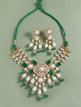 Load image into Gallery viewer, Bridal Necklace Set With Green Jades & Pearls
