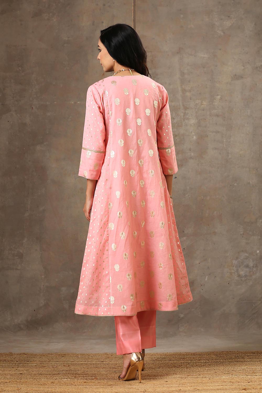 Peach Banarsi Chanderi Silk Yoke Kurta Set