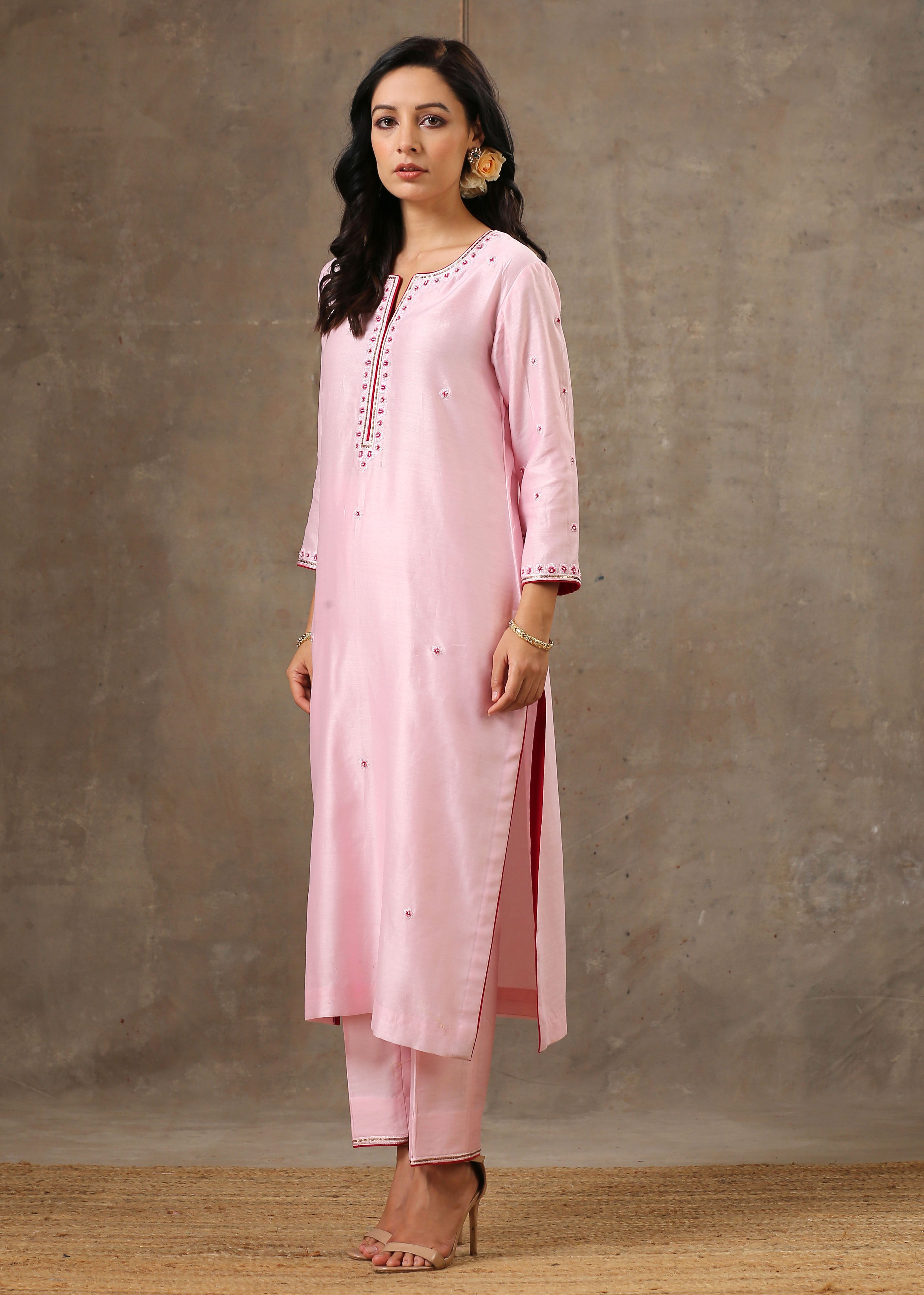 Hand Embroidered Chanderi Silk Pink Kurta Set