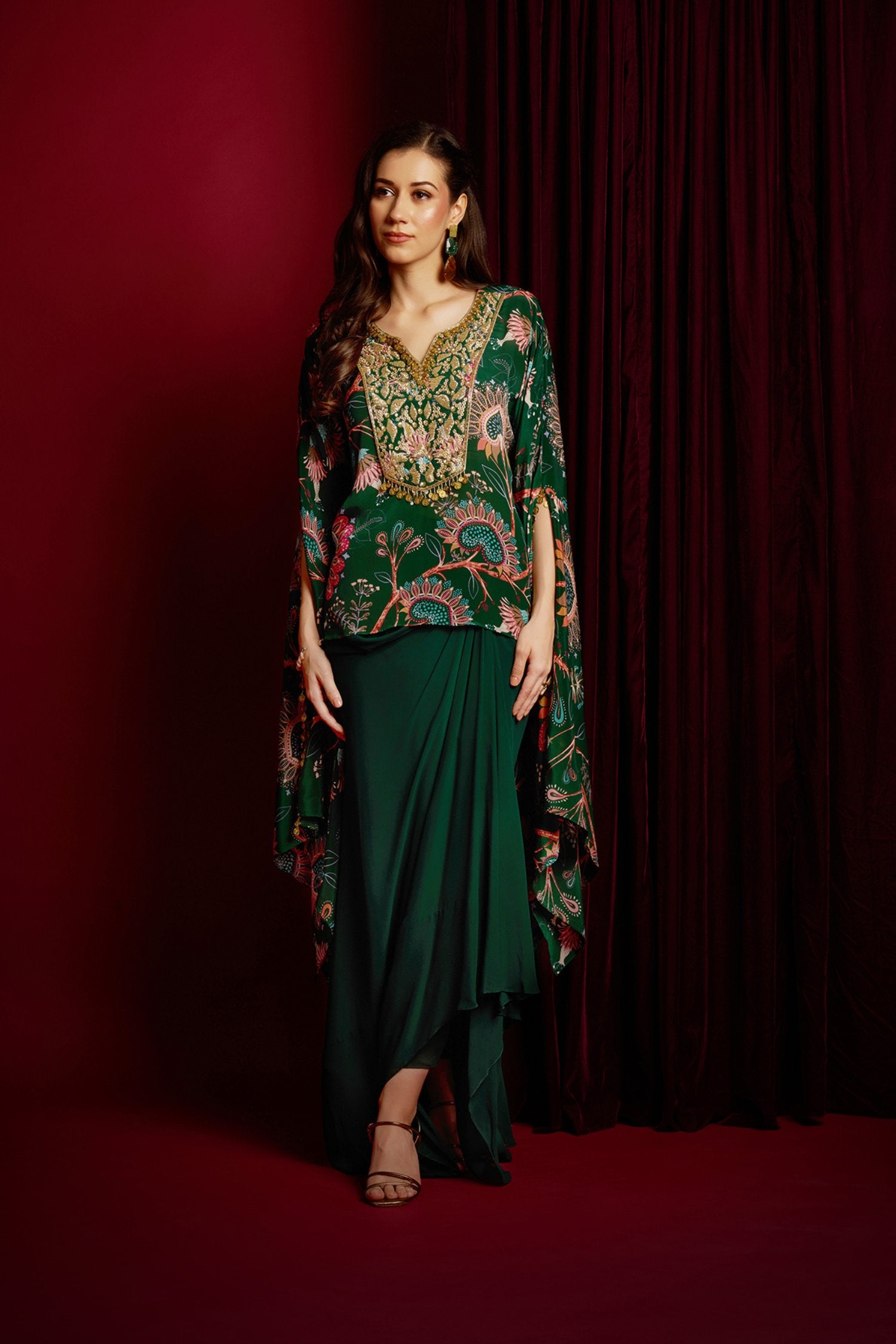 Belinni Lehenga & Kaftan