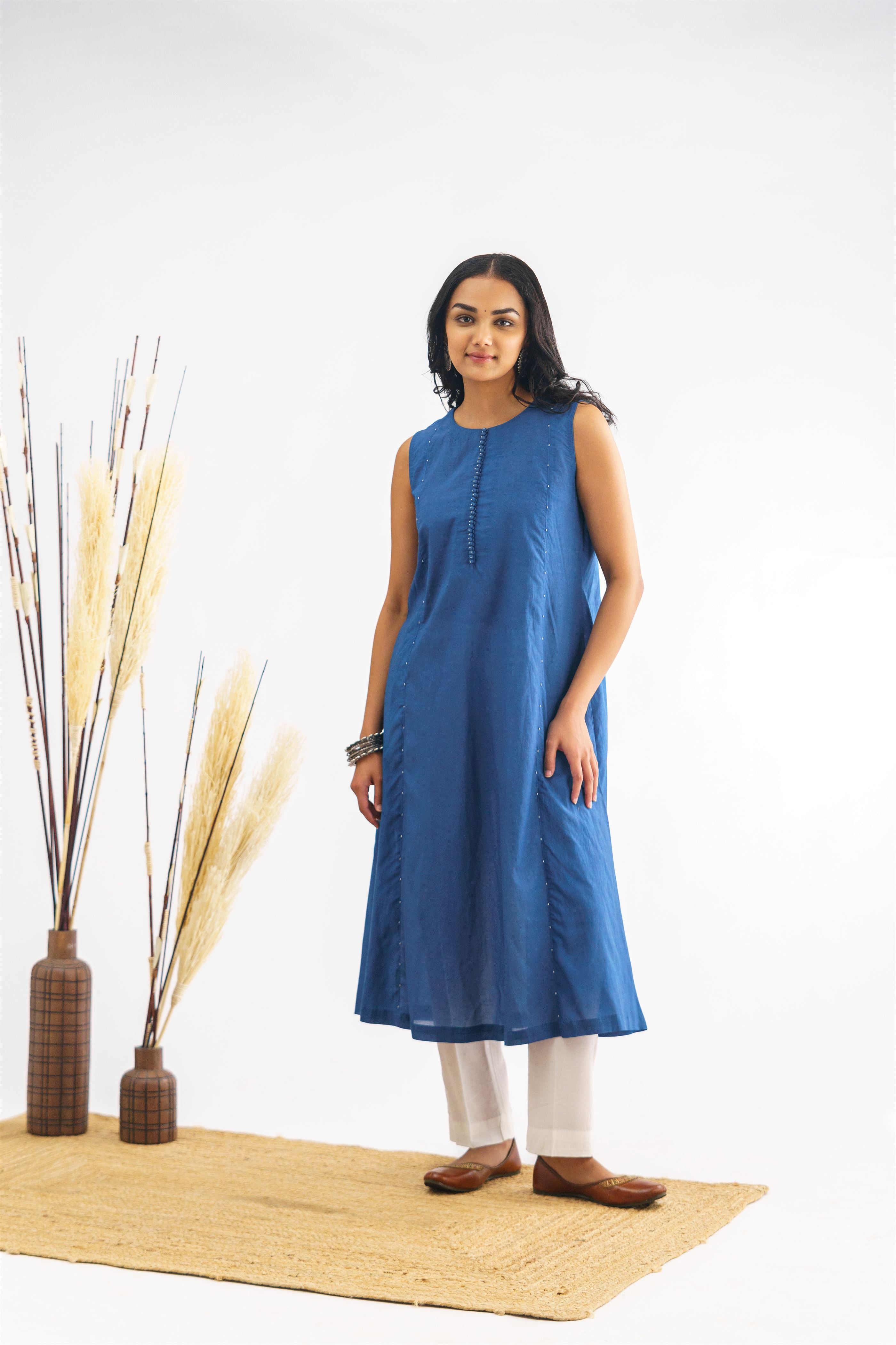 Lavanya Kurta With Pant(Set Of 2)