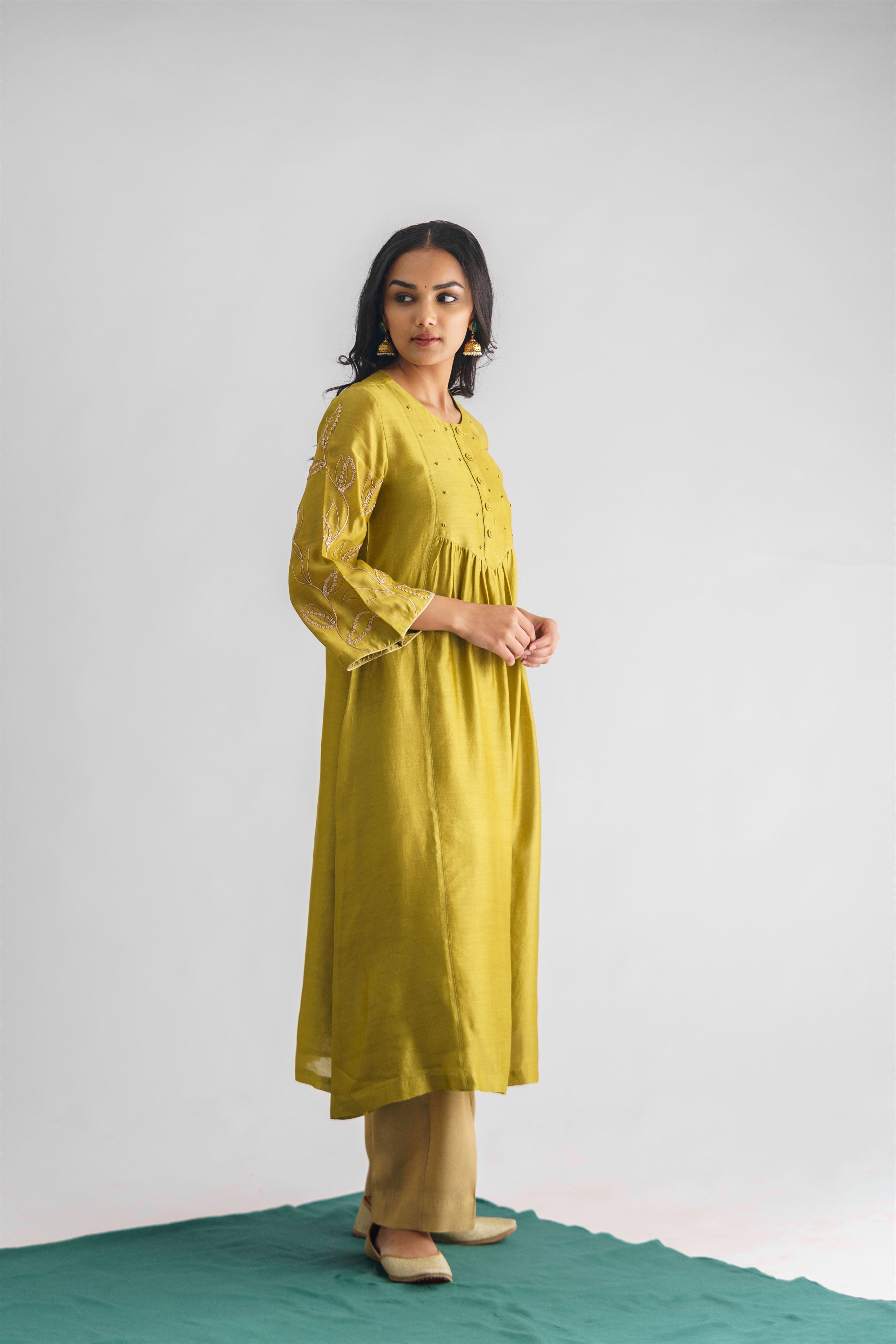 Malini Kurta With Pant And Dupatta (Set Of 3)