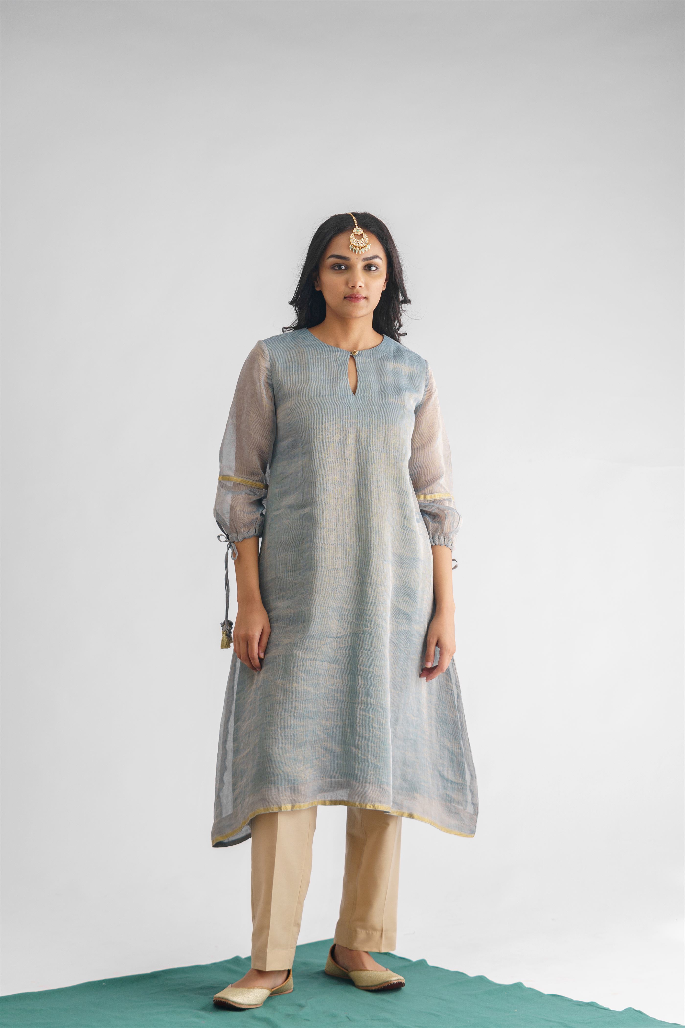 Aasmani Kurta With Pant And Dupatta (Set Of 3)