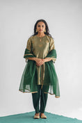 Load image into Gallery viewer, Gul Kurta With Pant And Dupatta (Set Of 3)
