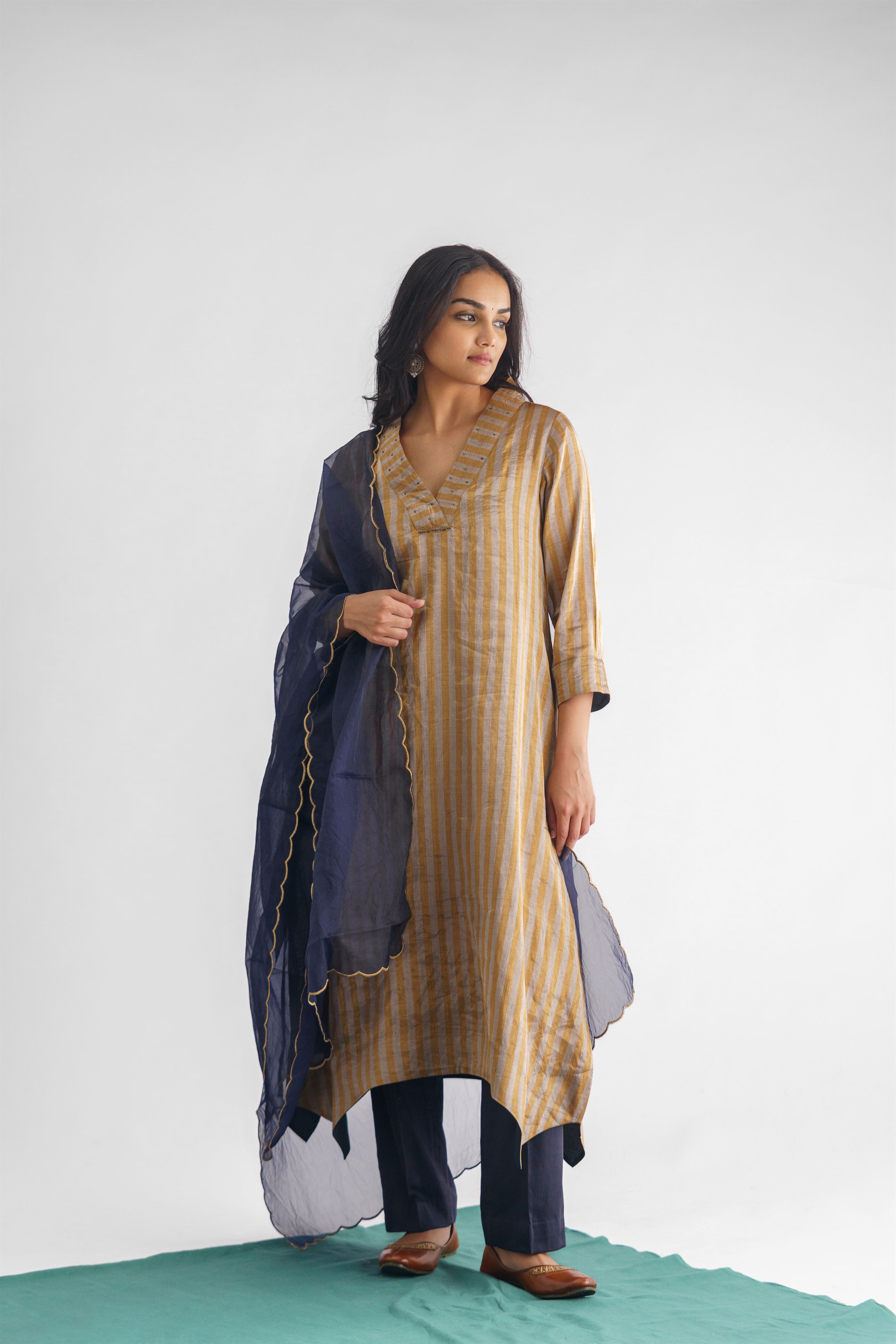 Nithya Kurta With Pant And Dupatta (Set Of 3)