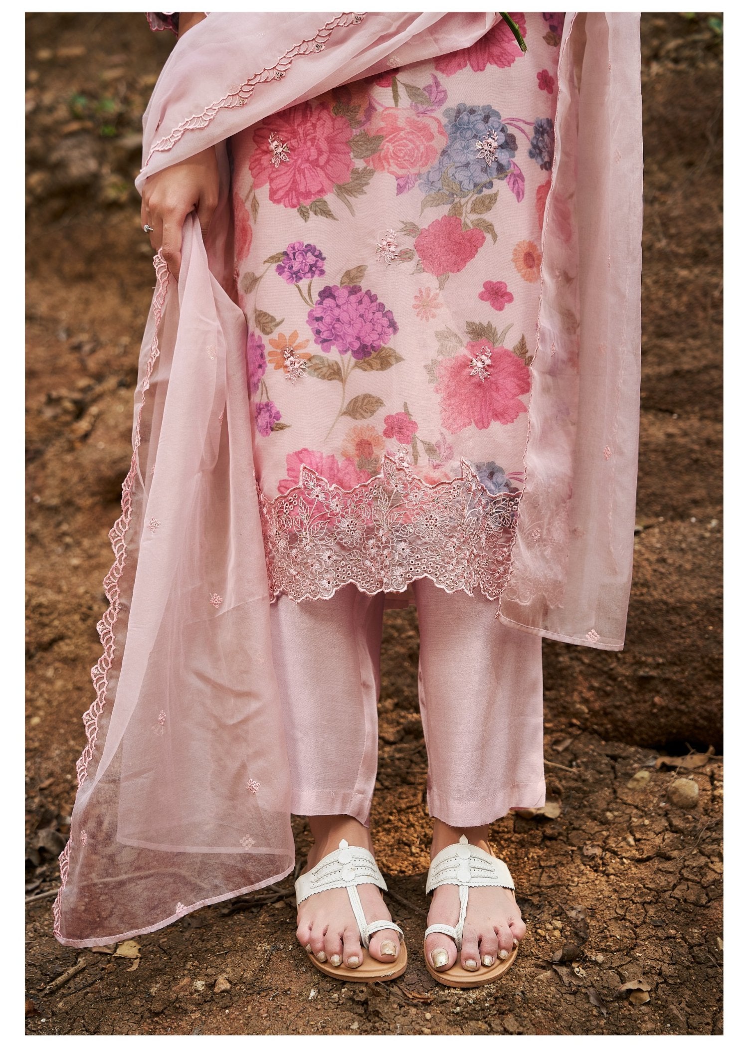 Phoolon ki Mehfil Organza Printed Kurta set with Embroidery