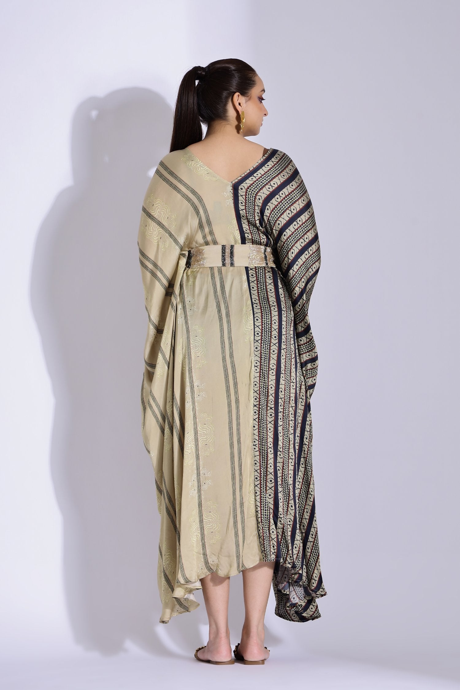 Symmetric Kaftan