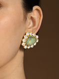 Load image into Gallery viewer, Brilliant Polki Stud Earrings
