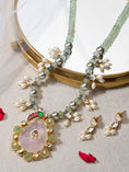 Load image into Gallery viewer, Bedazzling Multi-Colour Necklace With Earrings
