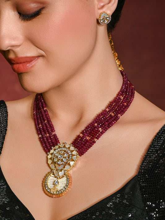 Mesmeric Red Necklace With Earrings