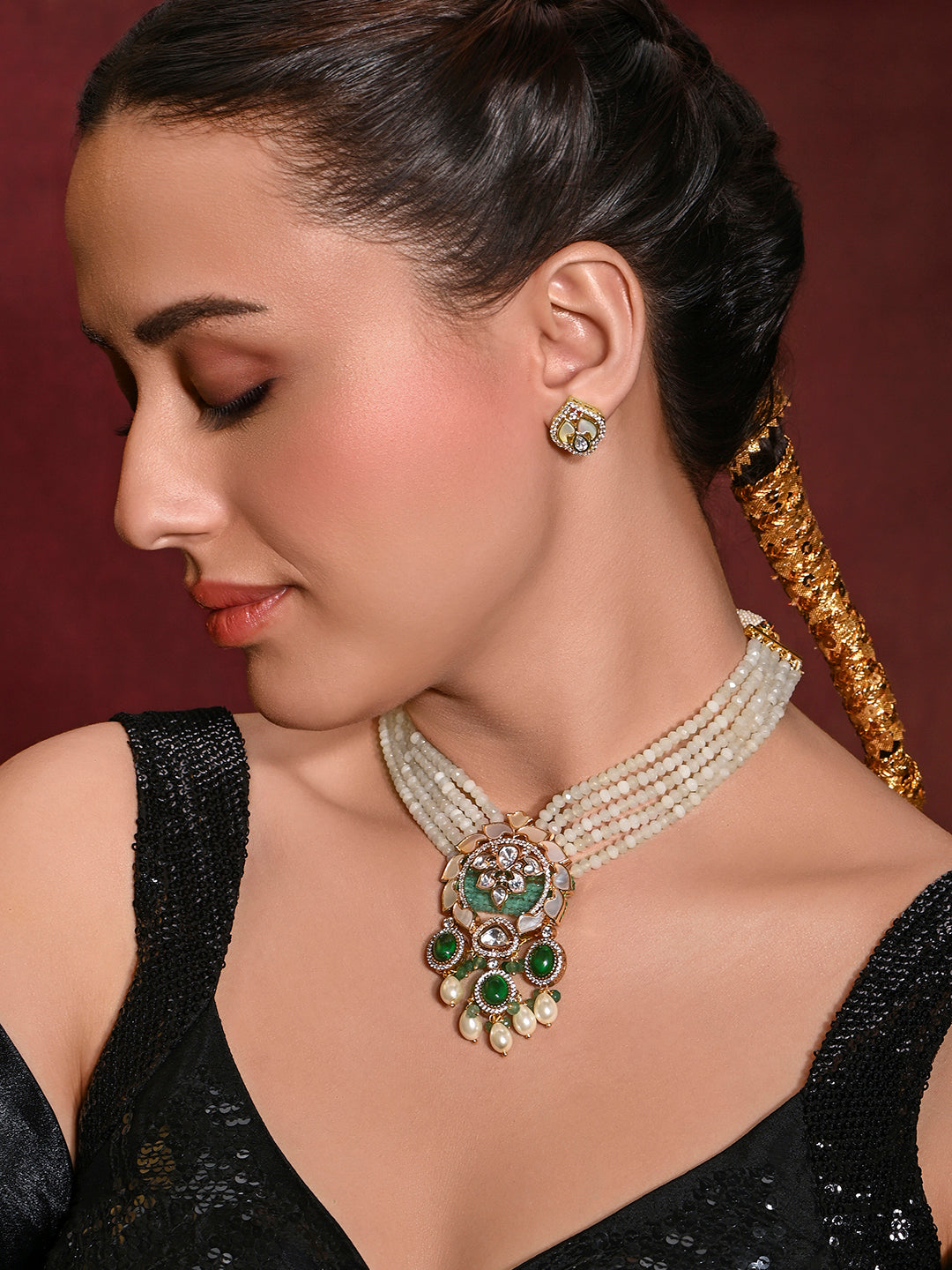 Glorious Necklace With Earrings