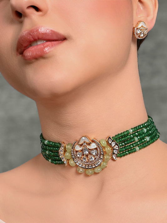 Charismatic Choker With Earrings