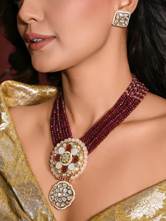 Luxuriant Necklace With Earrings