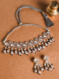 Load image into Gallery viewer, Alluring Choker With Earrings
