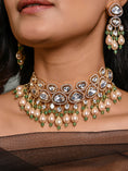 Load image into Gallery viewer, Golden Glory Choker With Earrings
