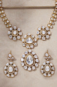 Load image into Gallery viewer, Timeless Necklace Set
