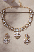 Load image into Gallery viewer, Alluring Polki Necklace Set
