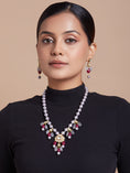 Load image into Gallery viewer, Pearl Studded Necklace Jewellery Set
