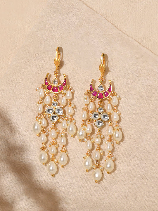 Elegant White Dangler Earrings