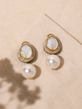 Load image into Gallery viewer, Exquisite White Drop Earrings
