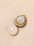 Load image into Gallery viewer, Exquisite White Drop Earrings
