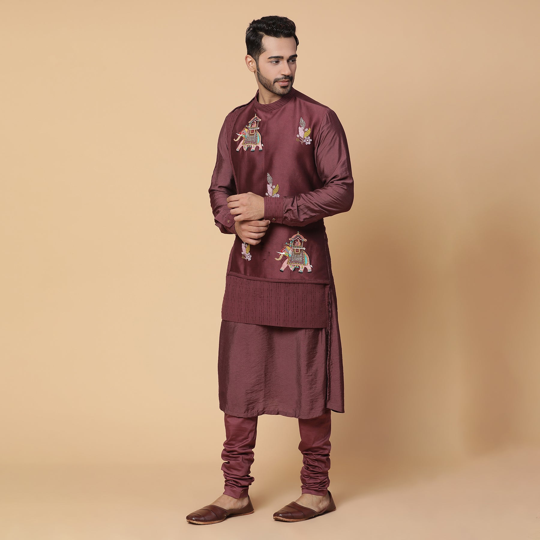 Maroon Aiarwat Kurta Set