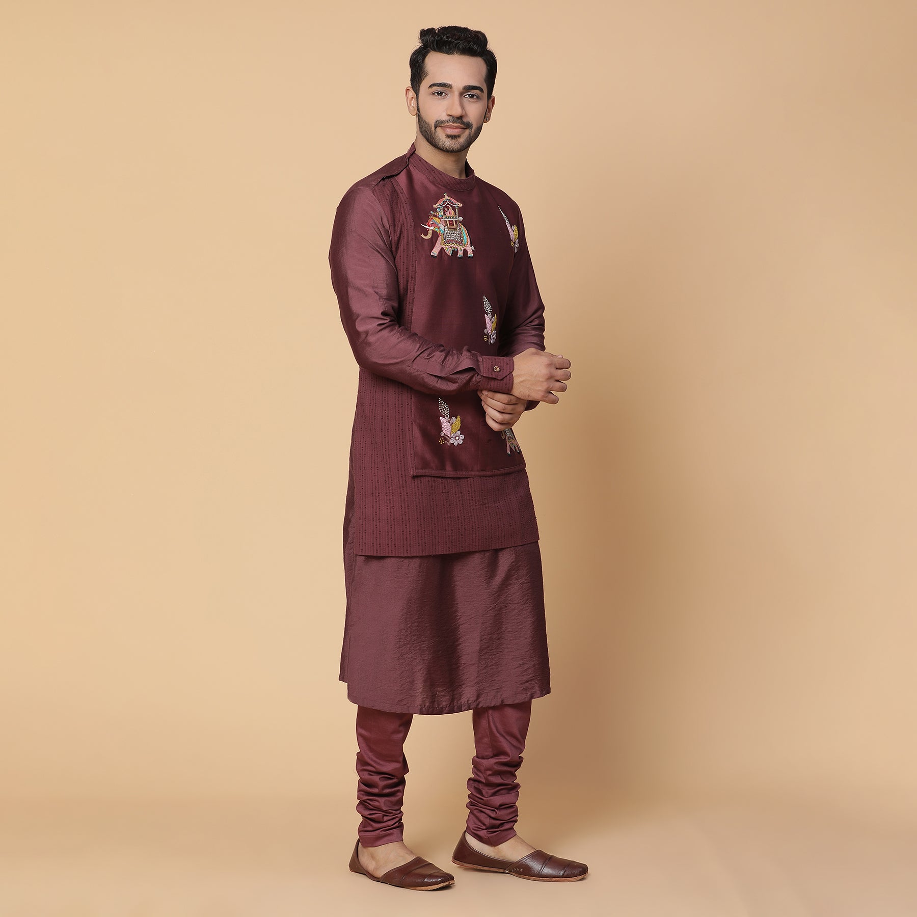 Maroon Aiarwat Kurta Set