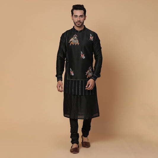 Black Aiarwat Kurta Set