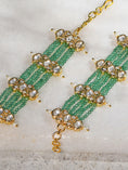 Load image into Gallery viewer, Kaan Chain With Green Beads
