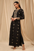 Load image into Gallery viewer, Black Vintage Fiona Kurta
