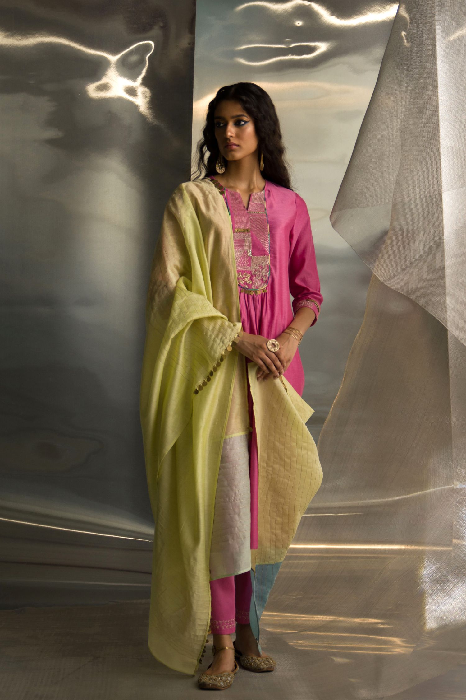 Mis'R Embroidered Gathered Kurta Set