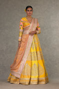 Load image into Gallery viewer, Yellow Sorbet Paan-Patti Lehenga
