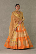 Load image into Gallery viewer, Rust 'Paan-Patti' Lehenga Set
