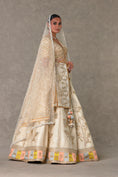 Load image into Gallery viewer, Ivory Anar-Phool Lehenga
