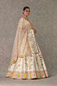 Load image into Gallery viewer, Ivory Anar-Phool Lehenga
