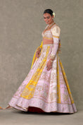 Load image into Gallery viewer, Kasata Lehenga
