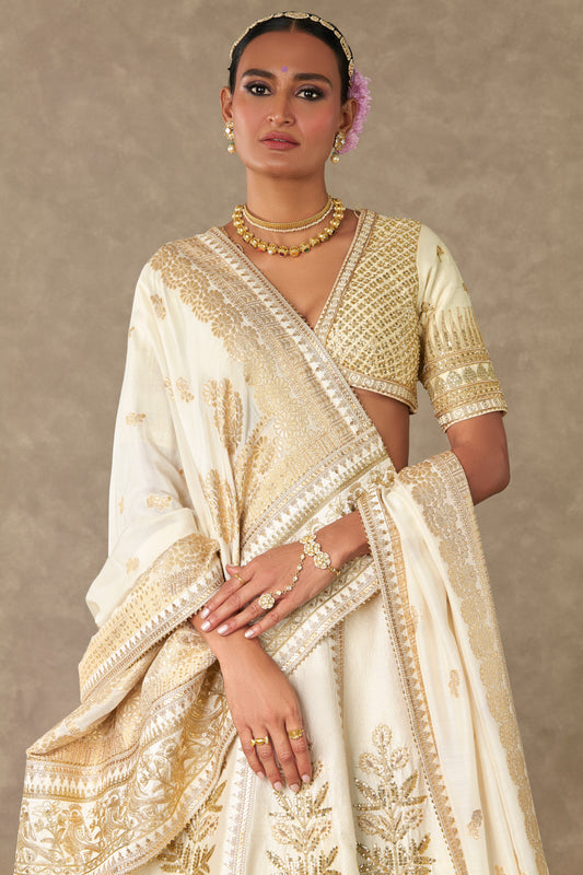 Ivory Neel-Kamal Lehenga Set