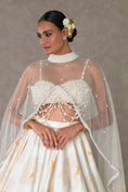 Load image into Gallery viewer, Ivory Nurvi Skirt Set
