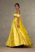 Load image into Gallery viewer, Lemon Yellow Juhi Skirt Set
