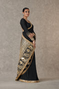 Load image into Gallery viewer, Pre-Stitched Sari With A Colar Pallu
