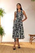 Load image into Gallery viewer, Black And White Checkmate Midi Dress
