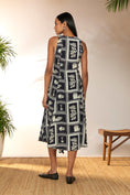 Load image into Gallery viewer, Black And White Checkmate Midi Dress
